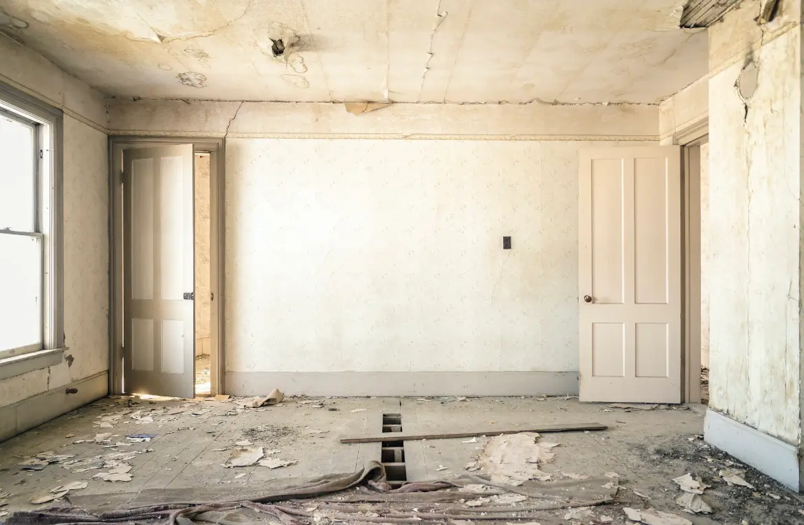 Waste disposal crew managing a cleanout project in Hardeeville